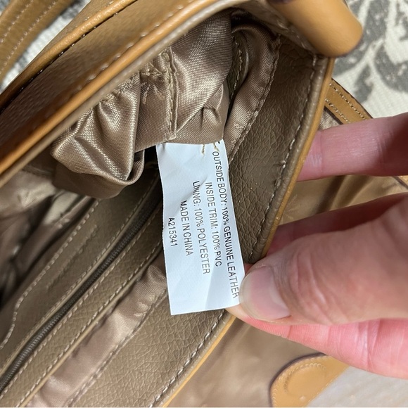 Isaac Mizrahi Leather Shoulder Bag Tan Caramel Brown Fall Purse Y2K Minimalist - Picture 9 of 16